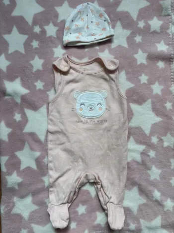 Salopette bébé C&A + bonnet naissance