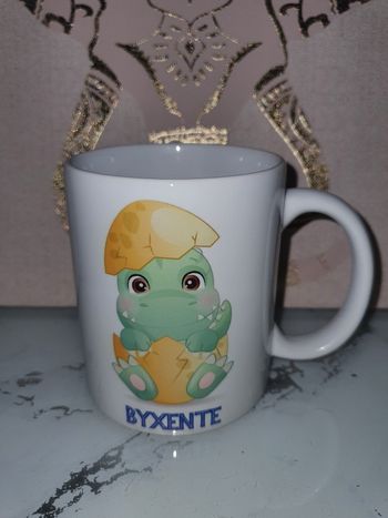 Mug bébé dinosaure personnalisé