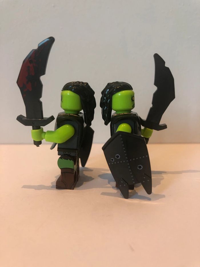 Figurine type lego 2 orcs le seigneur des anneaux/Hobbit - photo numéro 2