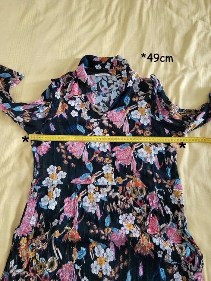 Robe chemise Camaïeu taille 40 fleurs 🌸  état impeccable - photo numéro 4
