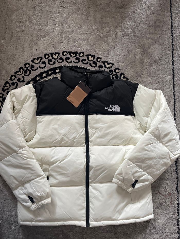 The North Face blanc