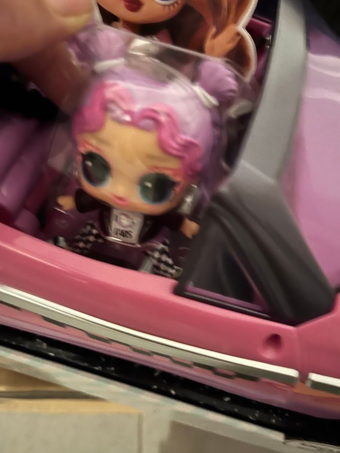 Voiture poupée lol - photo numéro 2