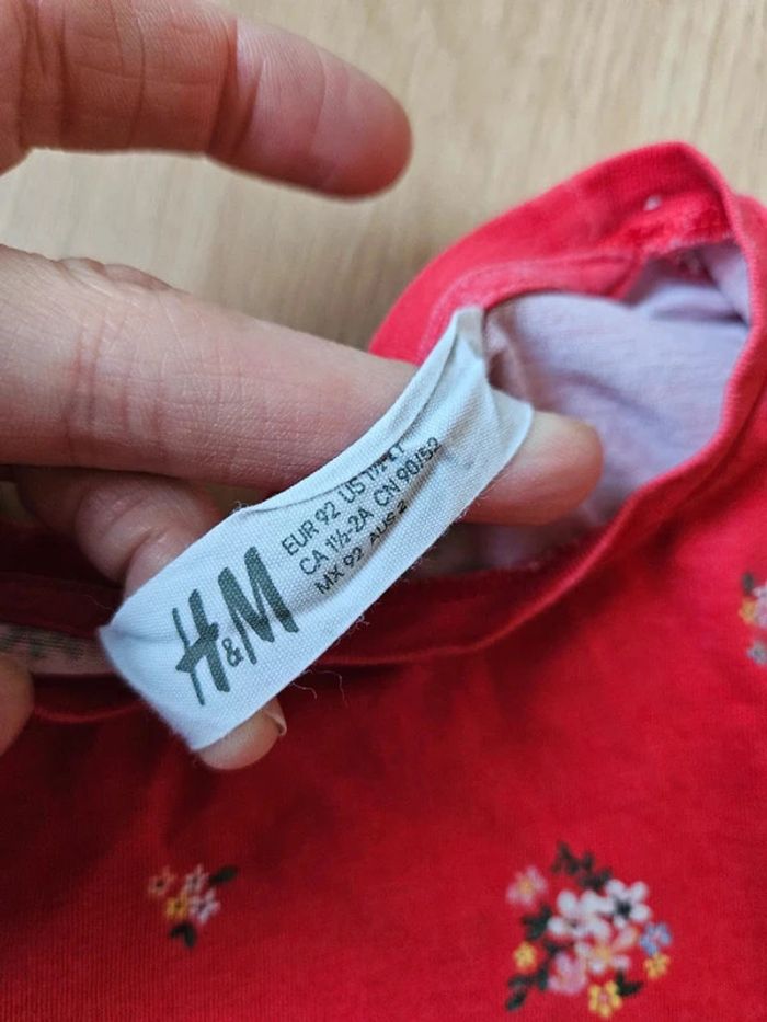 Tee shirt h&m 2 ans - photo numéro 2