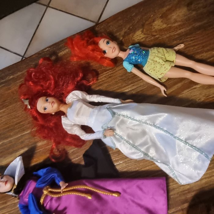 lot poupées DISNEY - photo numéro 3