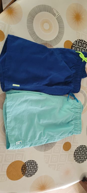 2 shorts de bain xs