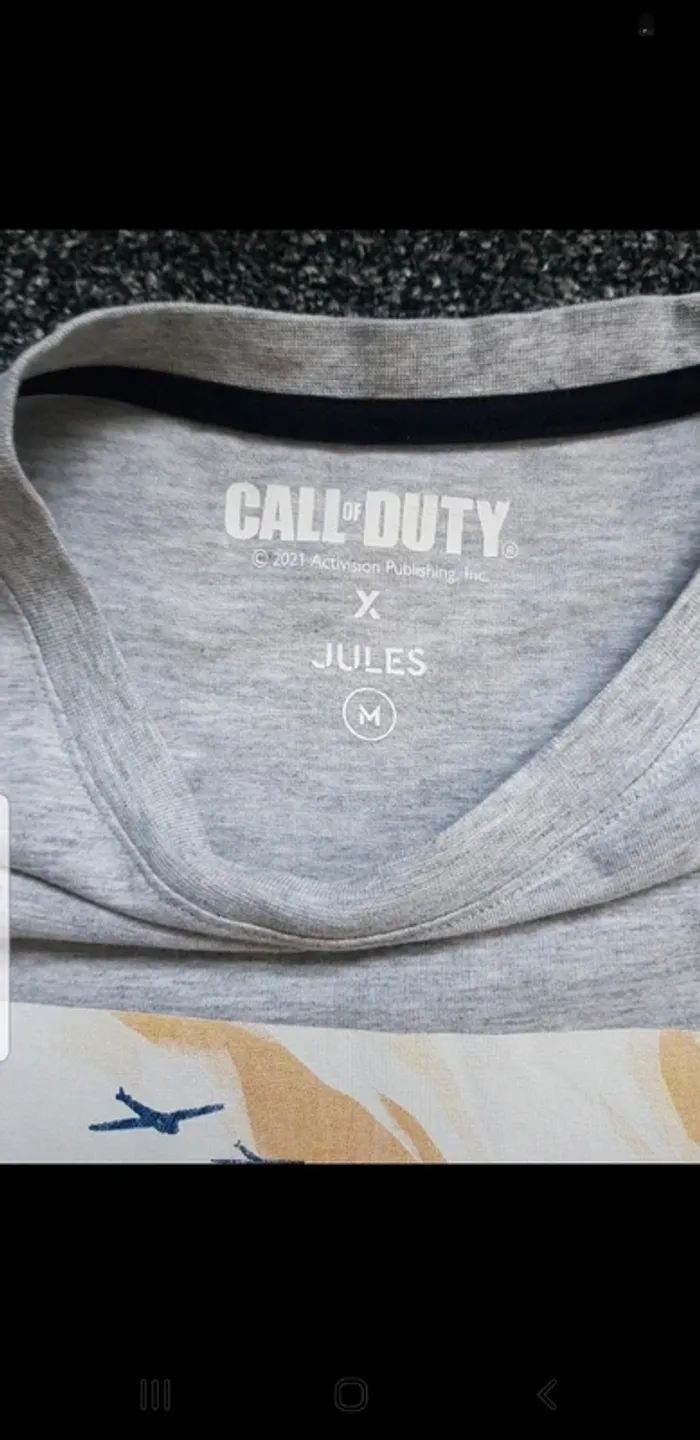 Tee shirt Call of Duty Taille M
Jules - photo numéro 3