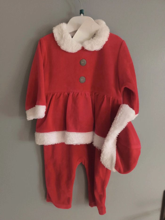 Déguisement pyjama de Noël neuf taille 12 mois
