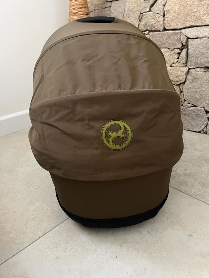 Nacelle cybex Priam - photo numéro 2