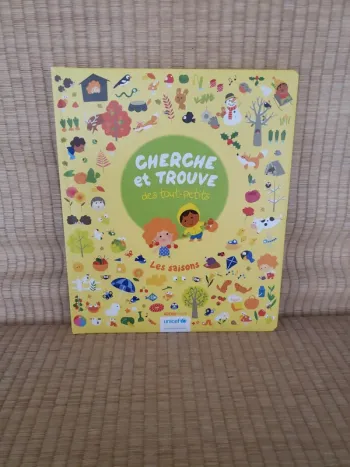 Cherche et trouve des tout-petits les saisons