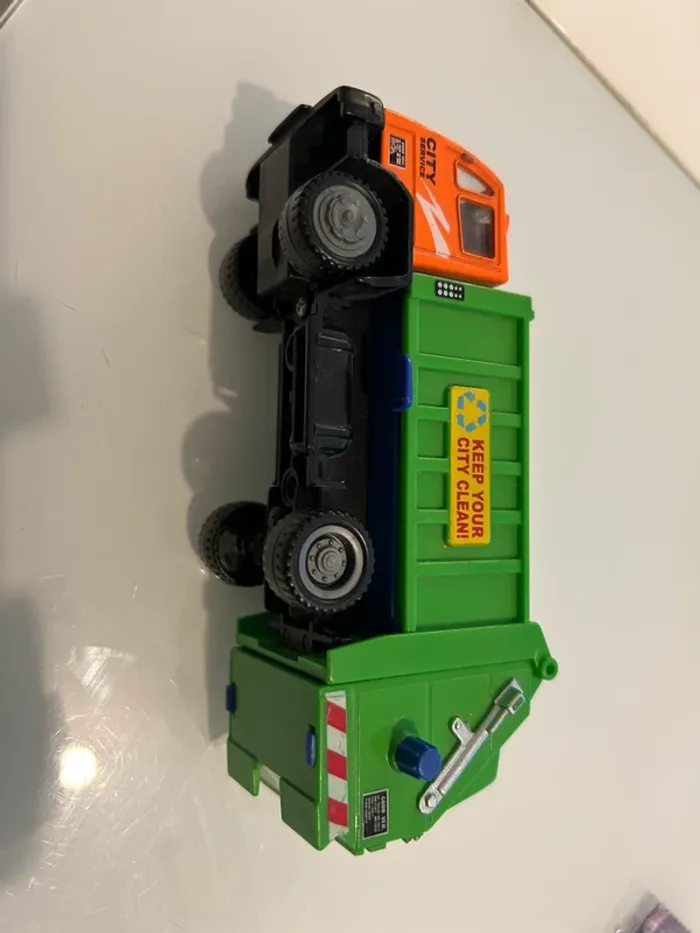 Voiture enfant camion poubelle - photo numéro 3