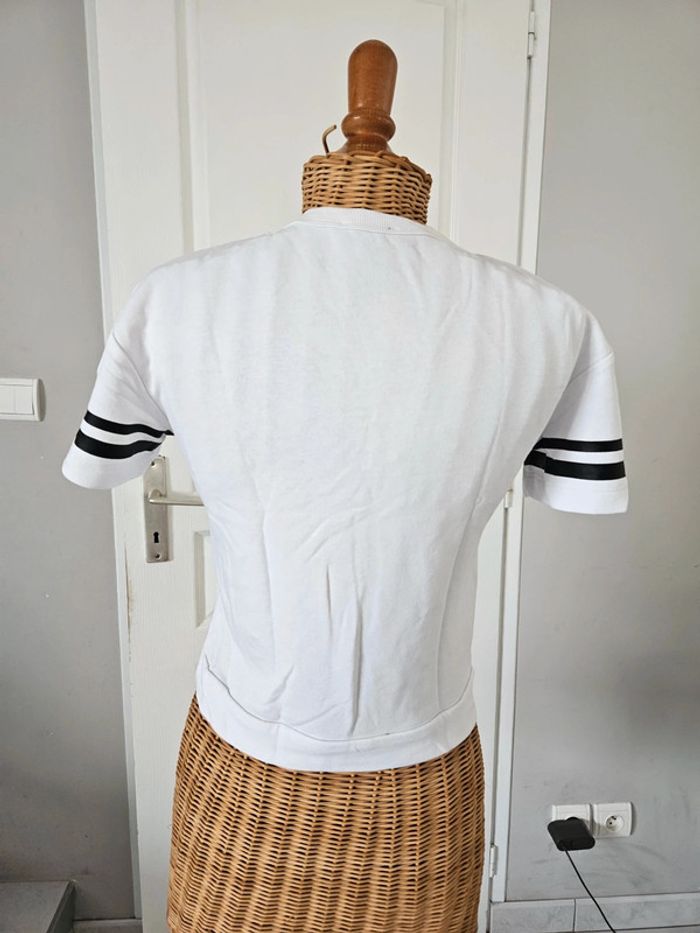 Tshirt mc femme Jennyfer taille XS chelo2 - photo numéro 5