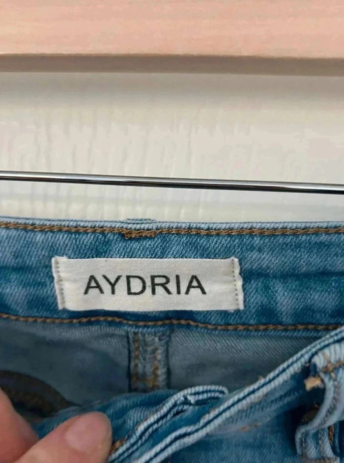 Jean troué - photo numéro 2