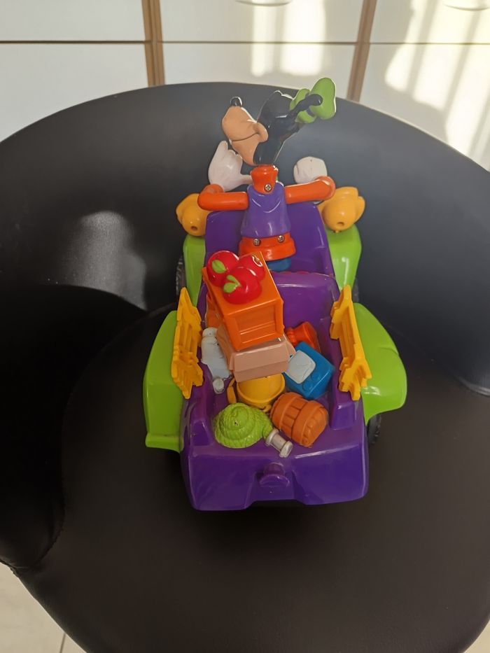 Voiture télécommandée - photo numéro 3