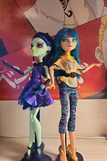 Monster High Néféra de Nile et Amanita Nightshade Scream and Sugar