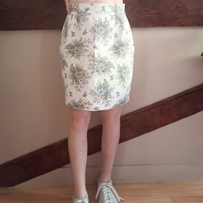 Jupe courte tailleur fleurie coton