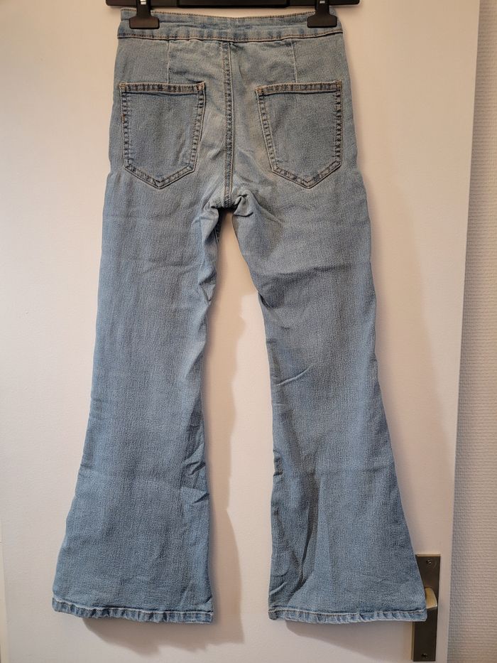 Jean bleu - photo numéro 3