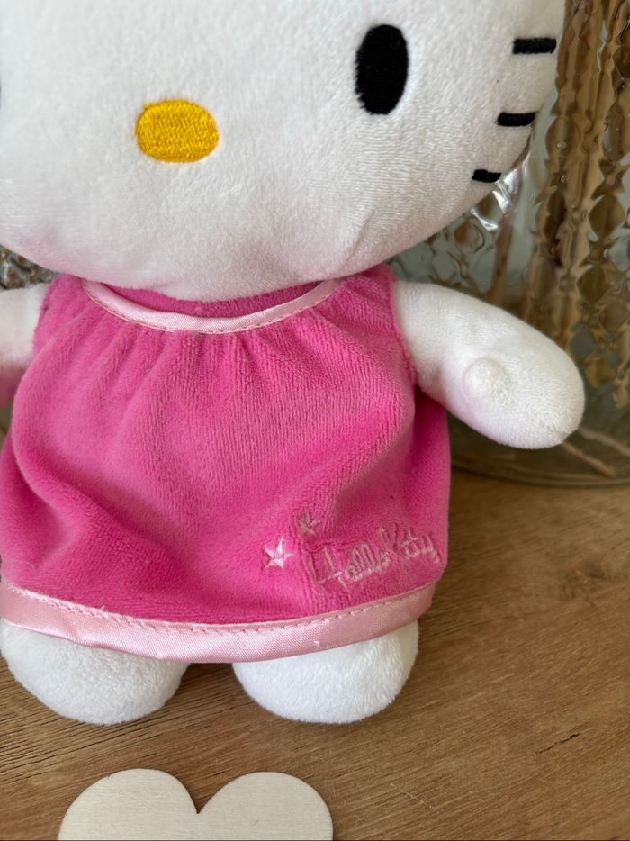 Hello kitty robe rose 22 cm - photo numéro 3