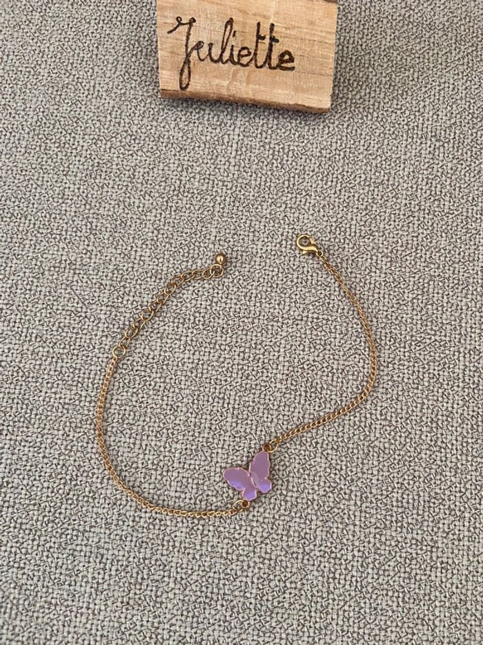 Bracelet Papillon Style Années 2000