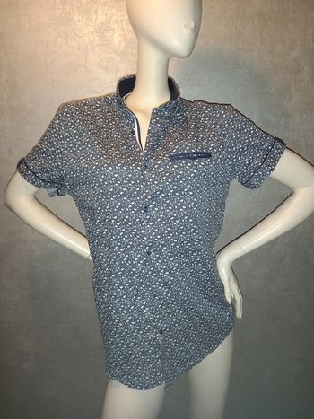 chemise manche courte bleu marine à motifs benson & cherry taille M