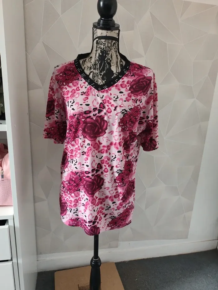 T shirt a fleurs