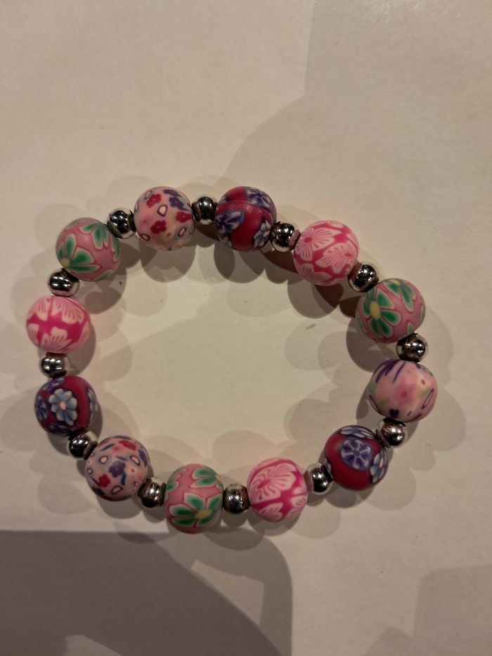 Beau bracelet multicolore