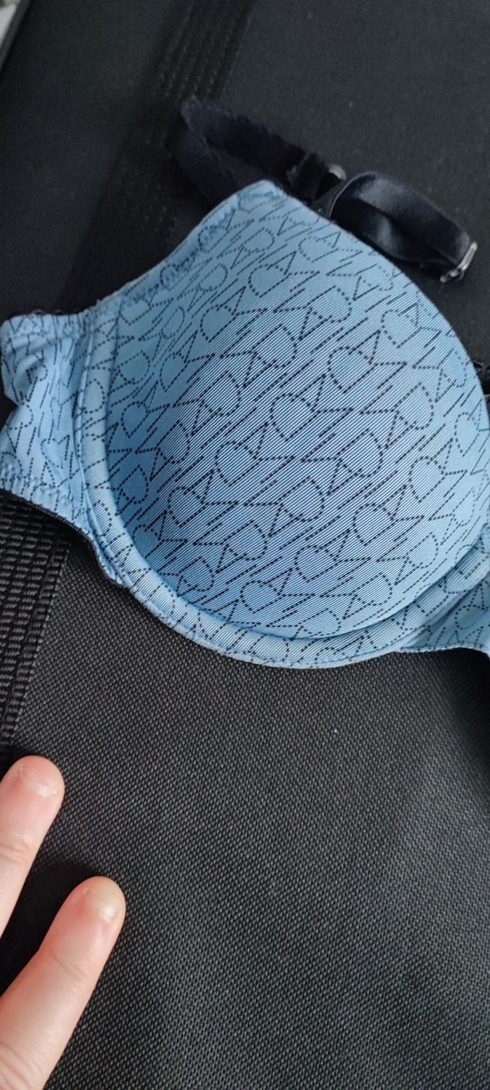 Soutien gorge - photo numéro 2