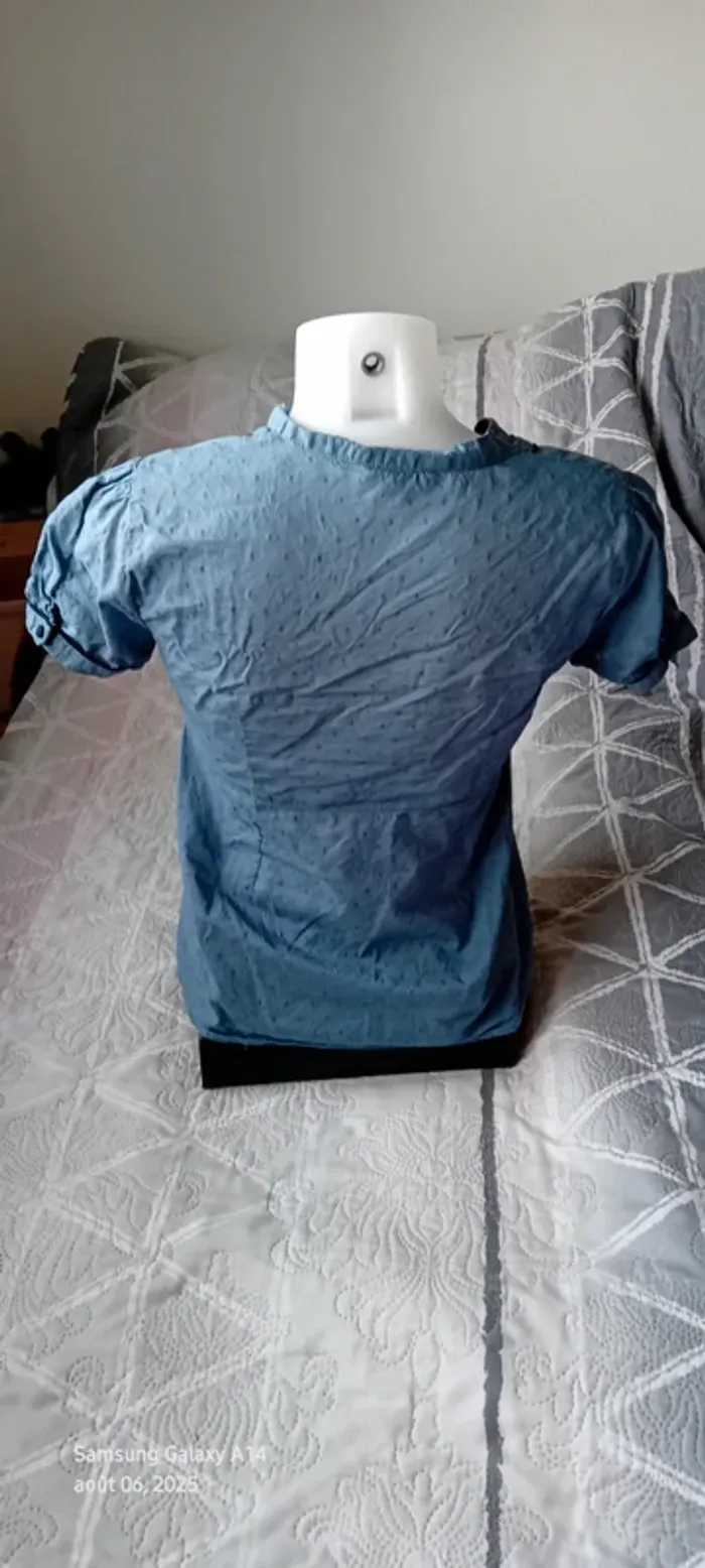 Blouse manches courtes col V avec boutons et broderies bleu femme 36 h&m - photo numéro 8