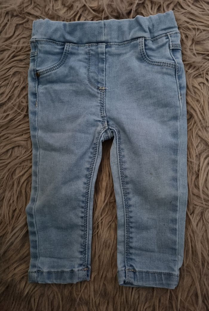 Jean élastique à la taille 9mois