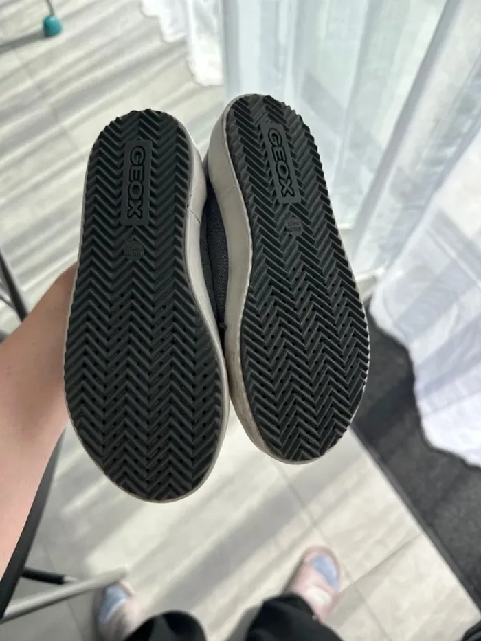 Chaussures Geox taille 31 très bon état - photo numéro 4