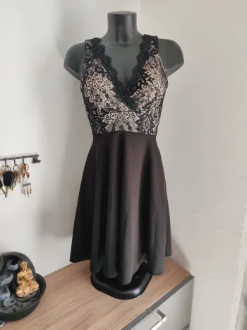 Robe dos nu taille 38
