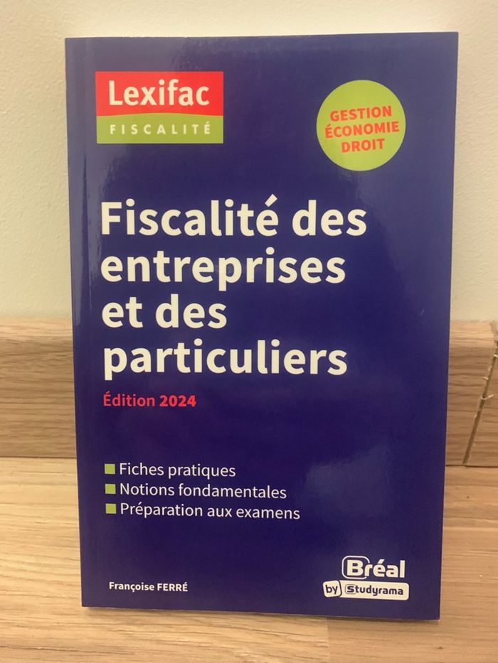 Fiscalité des entreprises et des particuliers : gestion, économie, droit