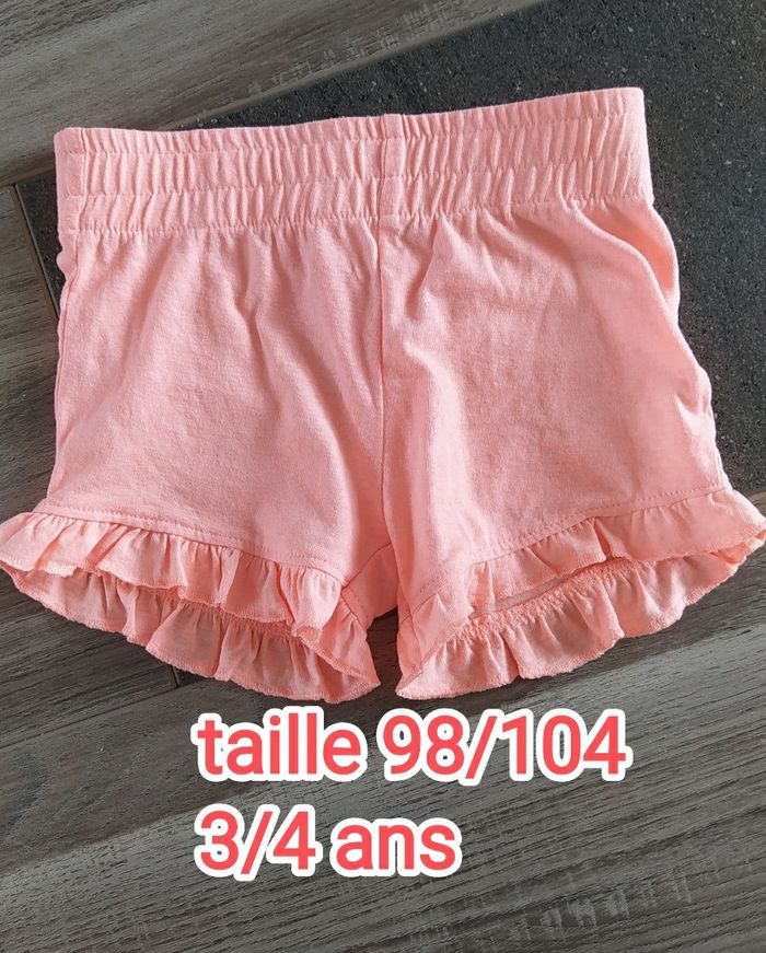 Short taille 98/104