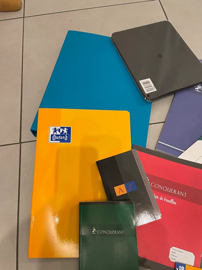 Lot neuf de fournitures scolaires - photo numéro 4