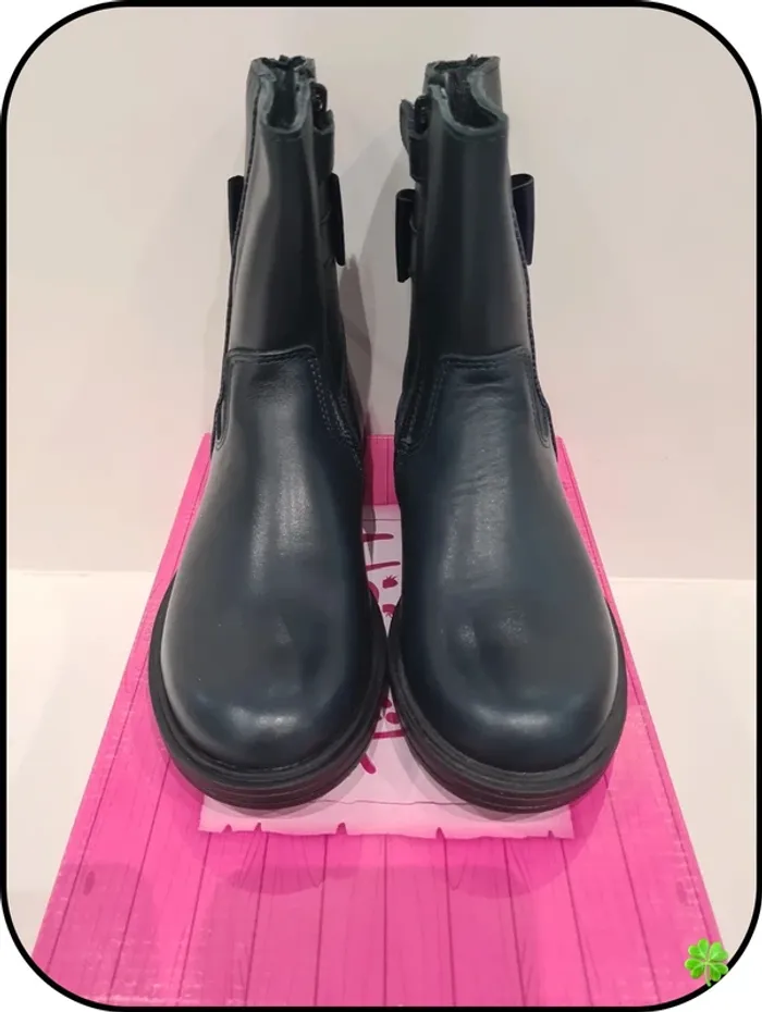 Chaussures Norvik taille 29 - photo numéro 3