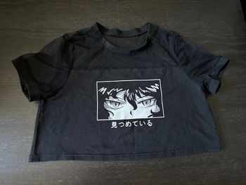 Top crop fille noir manga