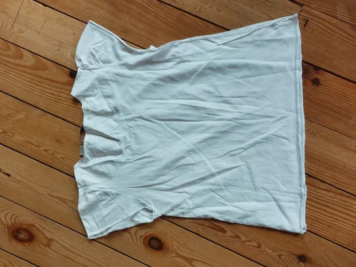 Tee-shirt blanc - photo numéro 3