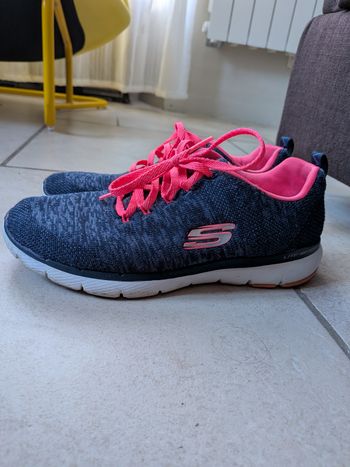 Chaussures Skechers taille 37