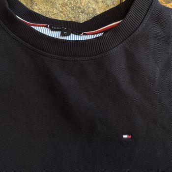 Tommy Hilfiger Men's Navy and Black Jumper