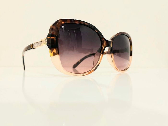 Lunette de soleil femme Polarisée marron léopard dégradés uvprotection catégorie 2