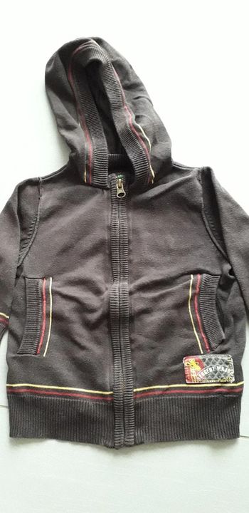 Gilet zippé à capuche 24 mois