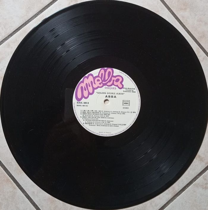 Vends Vinyle ABBA Golden double album vitesse 33 tours format 30 cm année 1976 - photo numéro 5