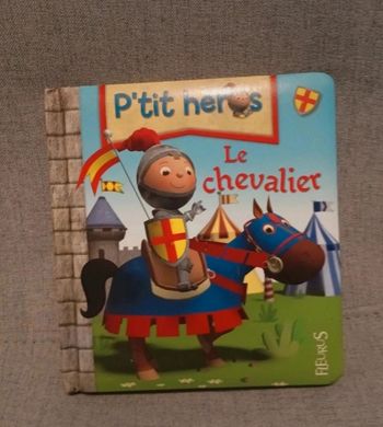 Livre p'tit héros le chevalier
