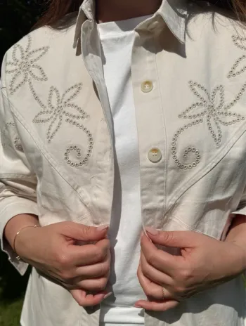 Chemise boutonnée beige pour homme