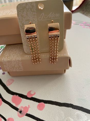 Boucles d’oreilles Roses Dorées Hypoallergeniques