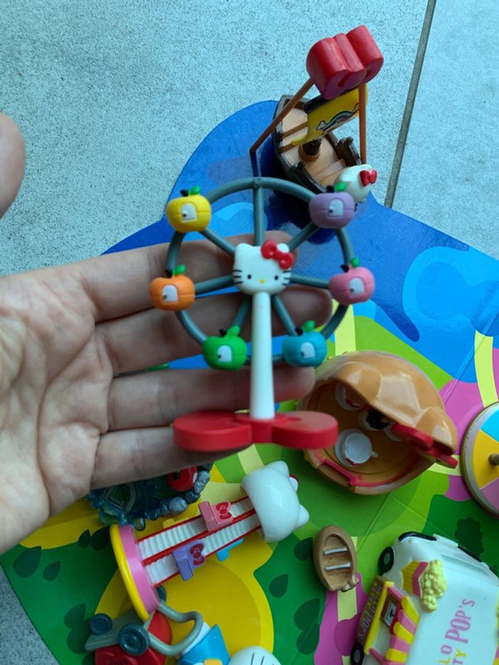Gros jouet manège hello kitty superbe qualité des detail - photo numéro 20