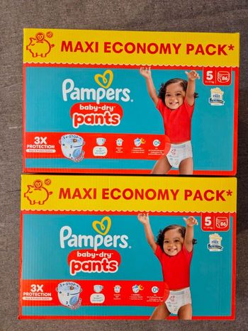 Lot couches pampers pants taille 5