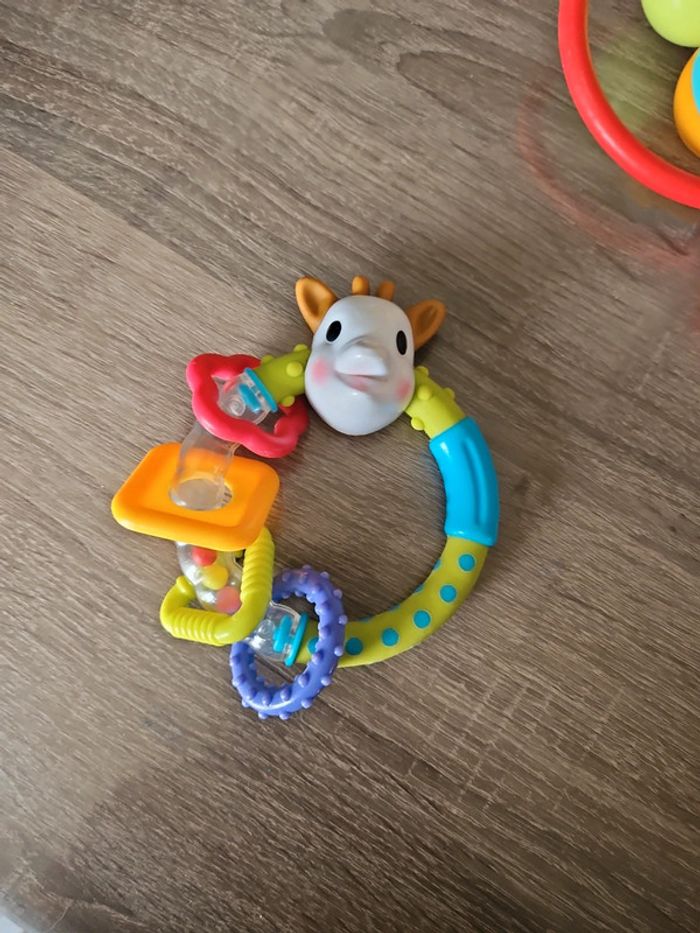 Lot hochets et jouets - photo numéro 4