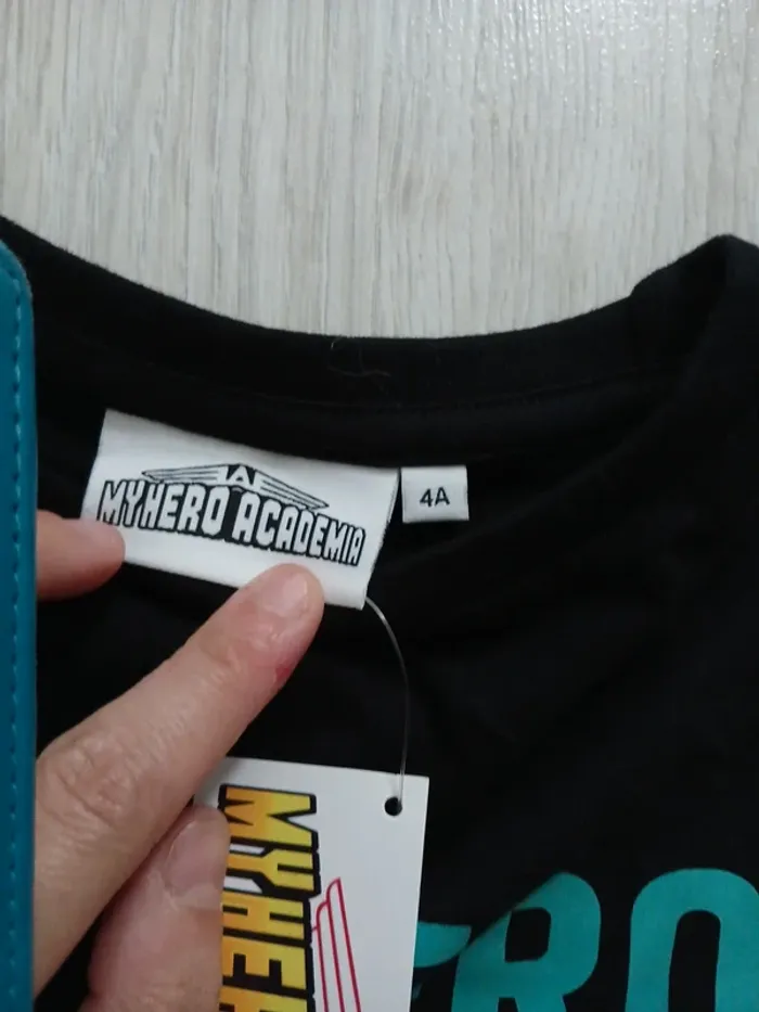 Tshirt my hero academia 4ans - photo numéro 5