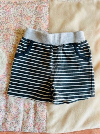 Short à rayures 3 mois