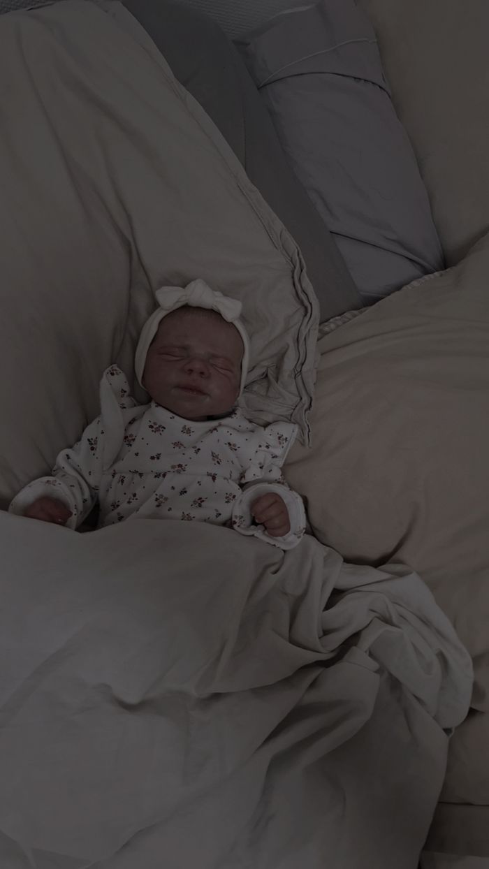 Bébé reborn à l'adoption - photo numéro 8